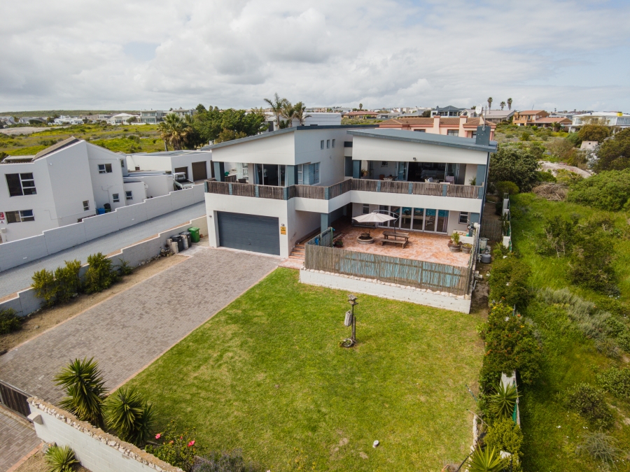 5 Bedroom Property for Sale in Myburgh Park Western Cape